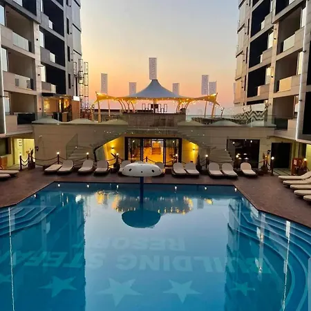 Superb Luxury - Stefan Promenada