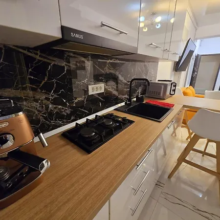 Superb Luxury - Stefan Promenada Apartment Navodari